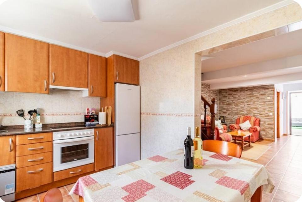 סן ויסנטה דה לה ברקרה La Corralada De Meron מראה חיצוני תמונה